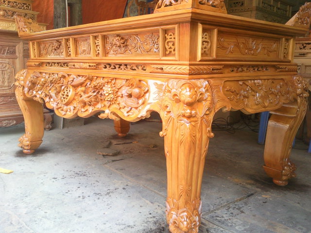 Bàn thờ mẫu Dơi Thọ mẫu ngũ phúc