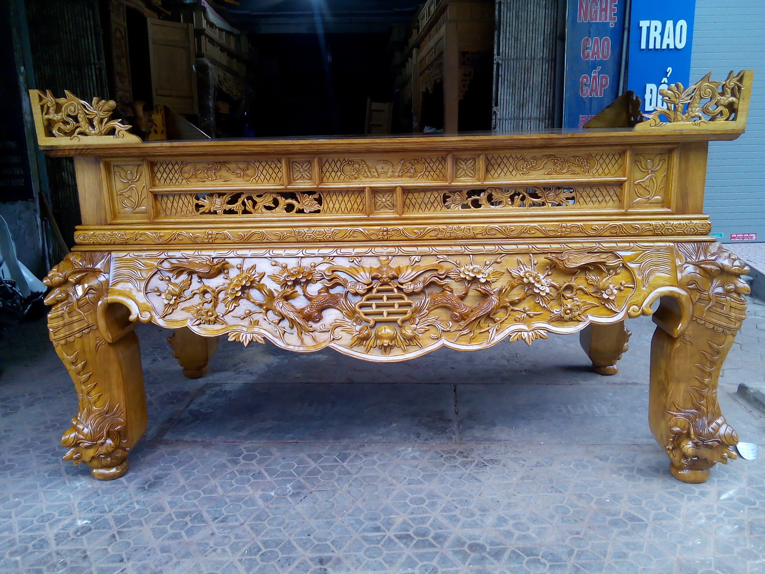 Bàn thờ mẫu Dơi Thọ chân 22
